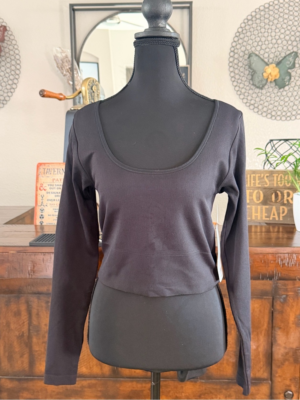 Athleta Aurora Seamless Long Sleeve Crop Top